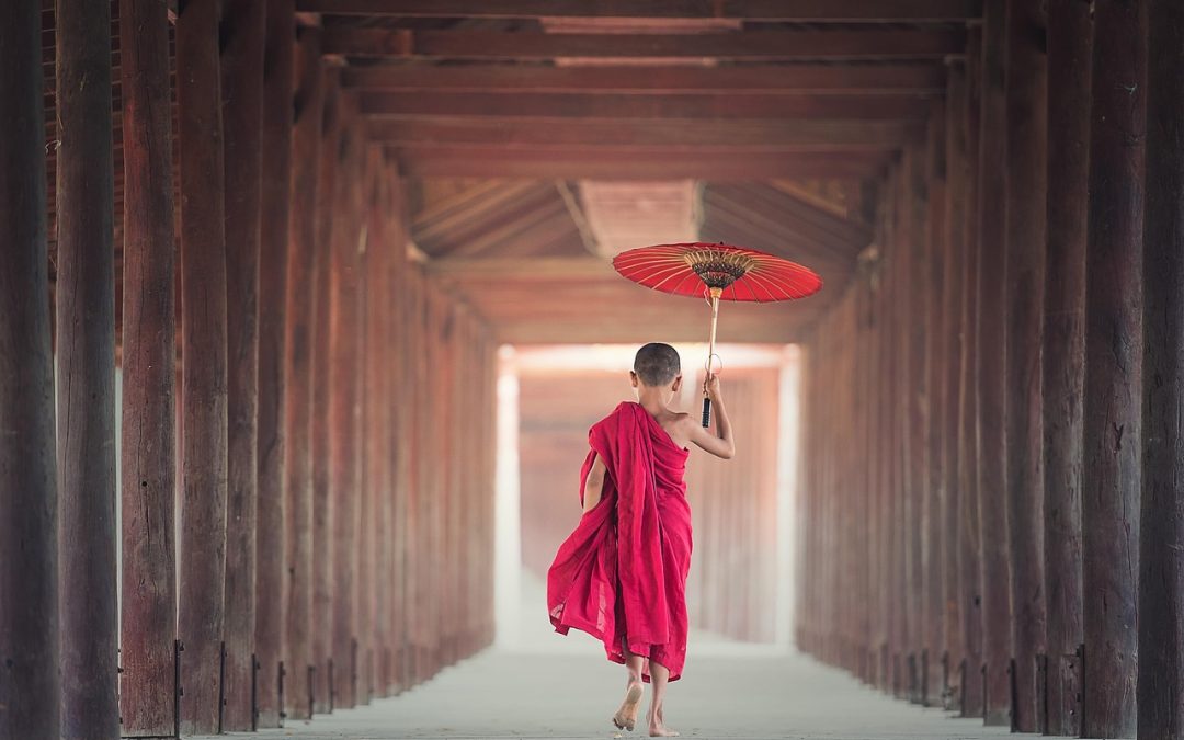 Dinas Damkar Melawi Evakuasi di Gedung di Alun-Alun